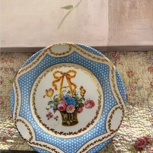 The Wallace Collection London Floral Basket Blue and Gold Plate